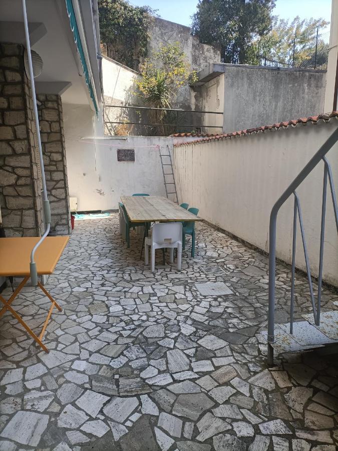 Pied-a-terre Fronte Mare Apartment *